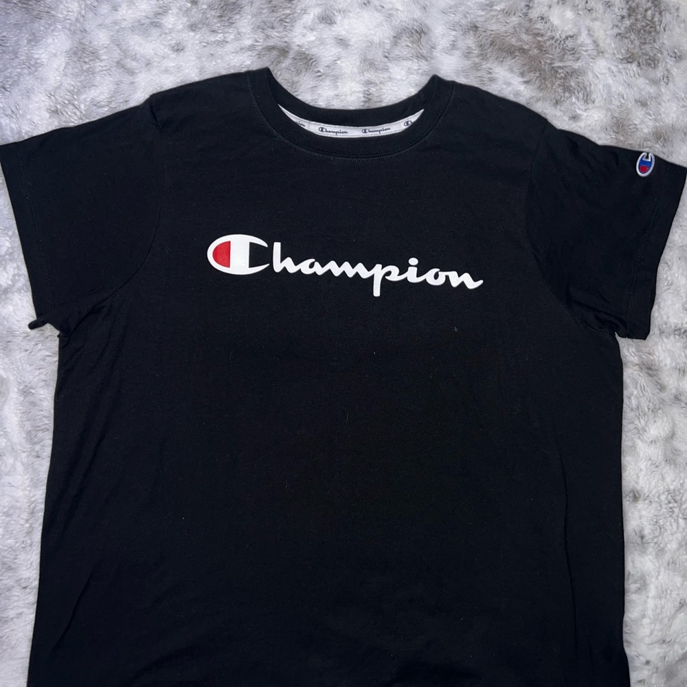 CHAMPION tshirt size 2X, fits like size L